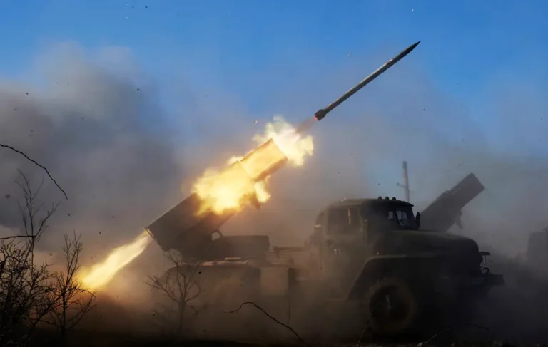 Ukraine war: Russia launches ninth wave of missile attacks on Kyiv this month
