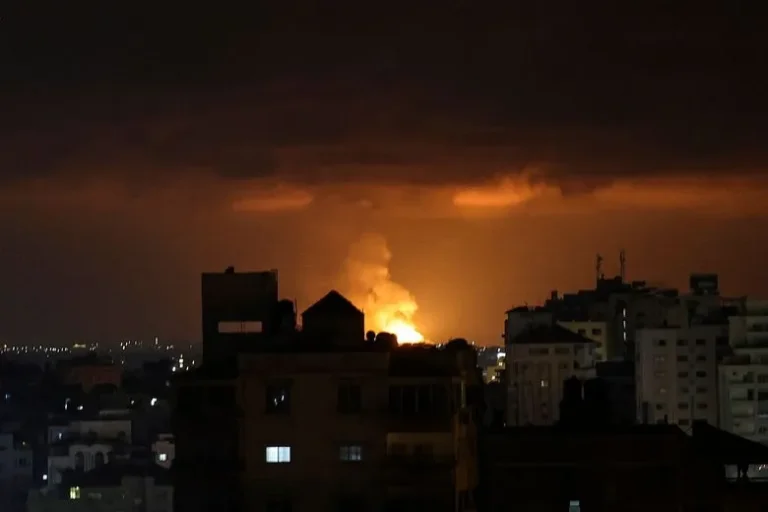 Israeli Air Strikes Kill 2 Senior Terrorist Commanders in Gaza