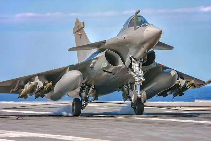 PM Modi may unveil Rafale-M deal on Bastille Day in France next month