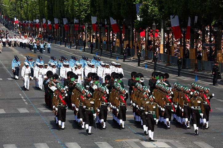Indian Tri-service contingent marches in Paris to the tune of Sare Jahan Se Accha, PM Modi salutes Indian soldiers